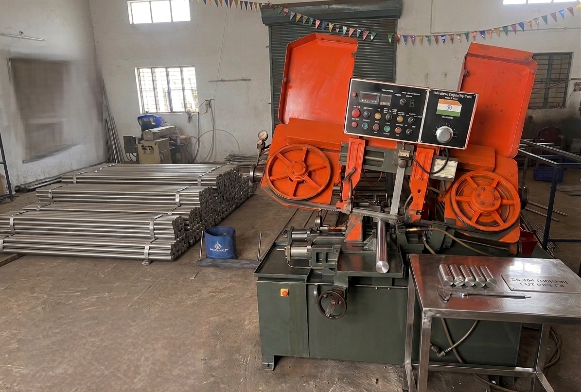 HORIZONTAL BAND SAW